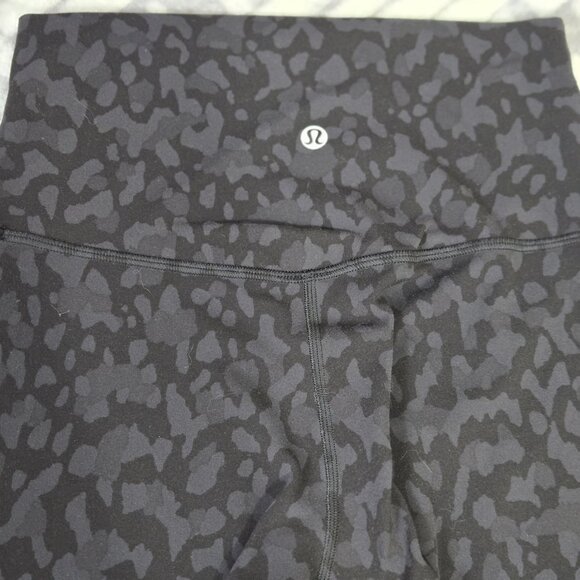 Lululemon Align Pant II 25" Camo Deep Coal Multi / Black size 4 - Picture 12 of 13